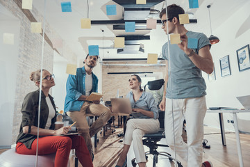 景德镇青花盘子值钱吗