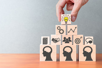 关于伽利略的小故事50字